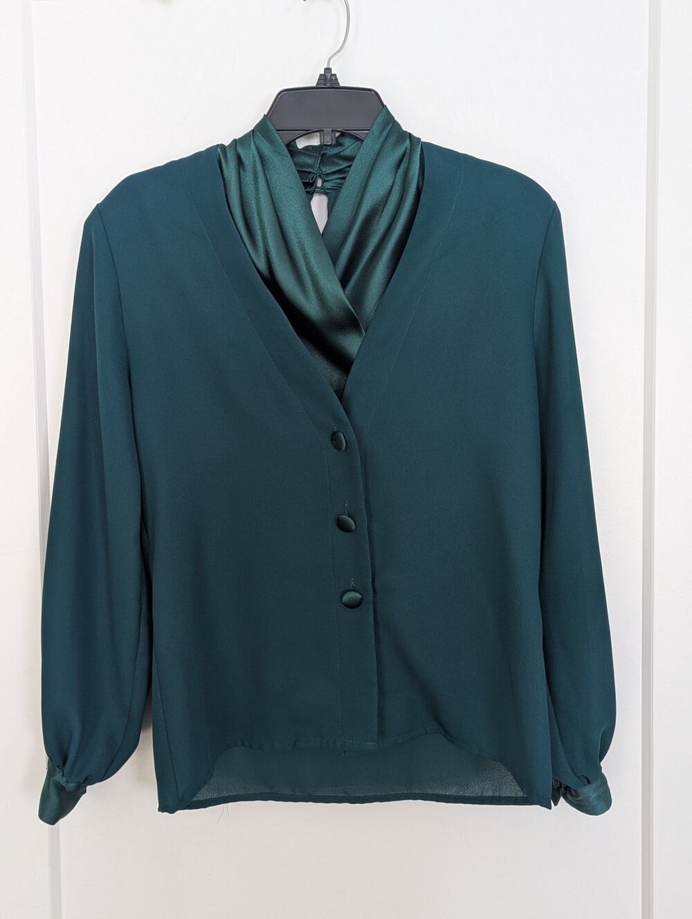 Casual Corner Vtg Blouse Sz4 Green Satin Trim Drape Neck LS 90s Retro 80s